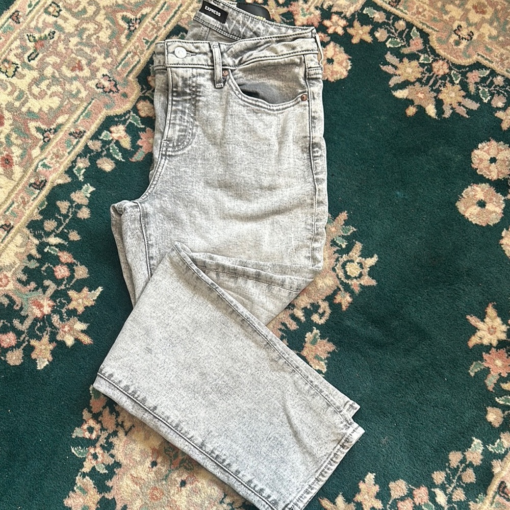 Express Women's Gray Jeans size 6